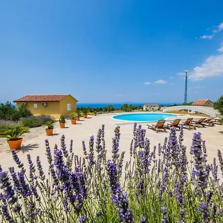 Luxurious With Panoramic Sea Views Stiniva