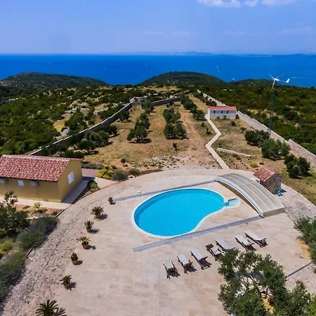 Villa Luxurious With Panoramic Sea Views