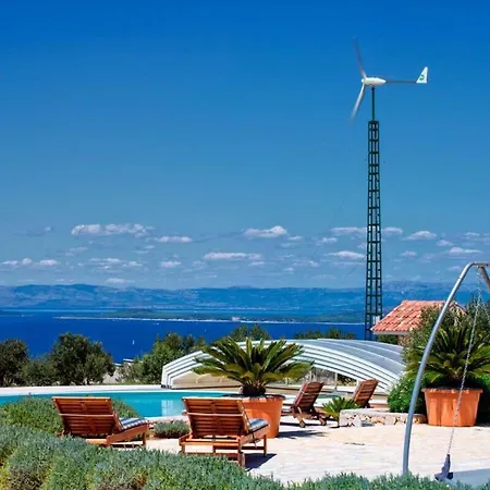 Villa Luxurious With Panoramic Sea Views